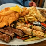 Restaurant – slowenische gemischte Grillplatte