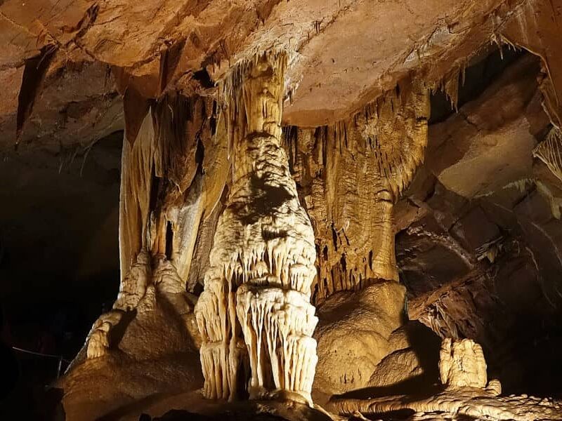 Županova Jama Höhle