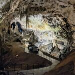 Im Inneren der Postojna-Höhle