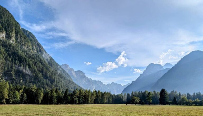 Panorama und Sehenswürdigkeiten rund um Mojstrana und den Peričnik Wasserfall im Triglav Nationalpark